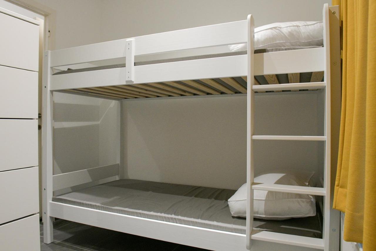 Modern Gelijkvloers Gezinsappartement Кноке-Хайст Екстериор снимка